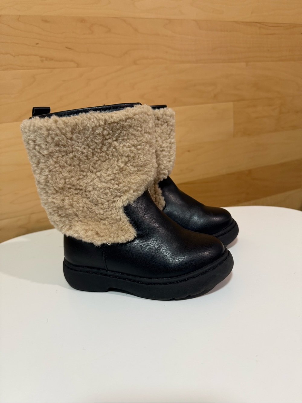 ZARA Kids Black Leather & Cream Faux-Shearling Boots